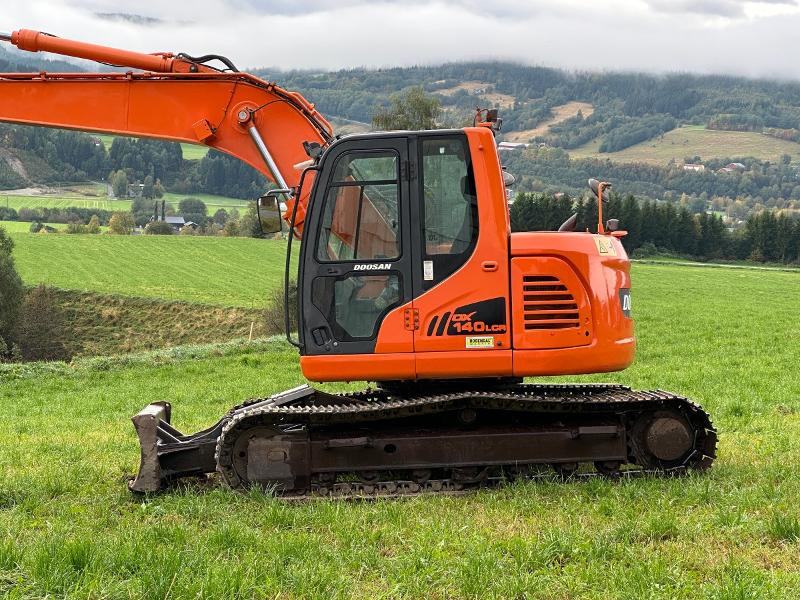 2011 Doosan DX140LCR gravemaskin - Rotortilt- 2 skuffer - Багер: слика 2 2011 Doosan DX140LCR gravemaskin - Rotortilt- 2 skuffer - Багер: слика 2