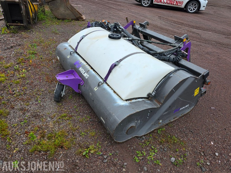 2011 Holms PL-2.15 feiekost med vanntank og klargjort for sidekost - Градежна опрема: слика 4 2011 Holms PL-2.15 feiekost med vanntank og klargjort for sidekost - Градежна опрема: слика 4