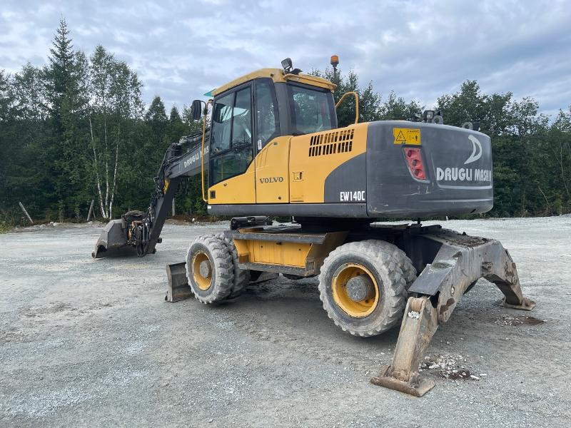 2011 Volvo EW140C Hjulgraver - VA-bom - Sentralsmøring - Bunkringspumpe - Engcon Tiltrotator med klype - Pusseskuffe - Багер: слика 3 2011 Volvo EW140C Hjulgraver - VA-bom - Sentralsmøring - Bunkringspumpe - Engcon Tiltrotator med klype - Pusseskuffe - Багер: слика 3