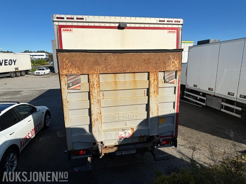 2012 VOLVO FL-290 SKAPBIL. FULL SIDEÅPNING OG ZEPRO BAKLØFT. 18PALLER - Камион сандучар: слика 4 2012 VOLVO FL-290 SKAPBIL. FULL SIDEÅPNING OG ZEPRO BAKLØFT. 18PALLER - Камион сандучар: слика 4