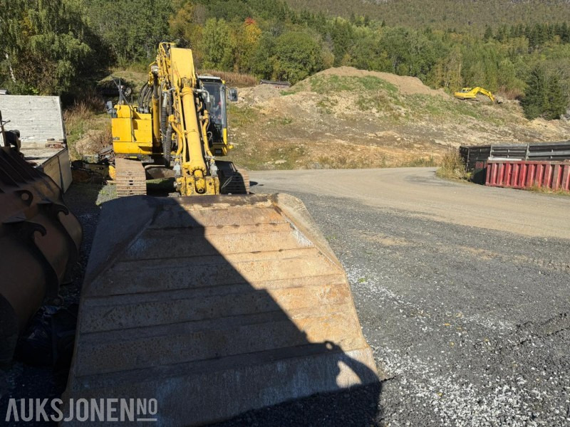 2013 Komatsu PC 228 korthekker - Багер: слика 3 2013 Komatsu PC 228 korthekker - Багер: слика 3