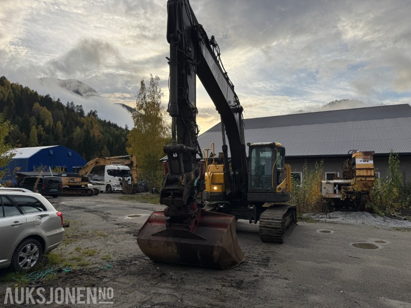 2013 Volvo ECR235DL Beltegraver - Tiltrotator - Багер: слика 2 2013 Volvo ECR235DL Beltegraver - Tiltrotator - Багер: слика 2