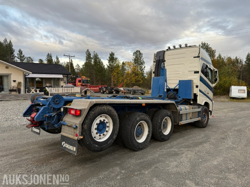2013 Volvo FH16 750 8X4 - 430 000km - Krokbil - Kran hydraulikk - Brøyteplate - Камион со кука за подигање: слика 5 2013 Volvo FH16 750 8X4 - 430 000km - Krokbil - Kran hydraulikk - Brøyteplate - Камион со кука за подигање: слика 5