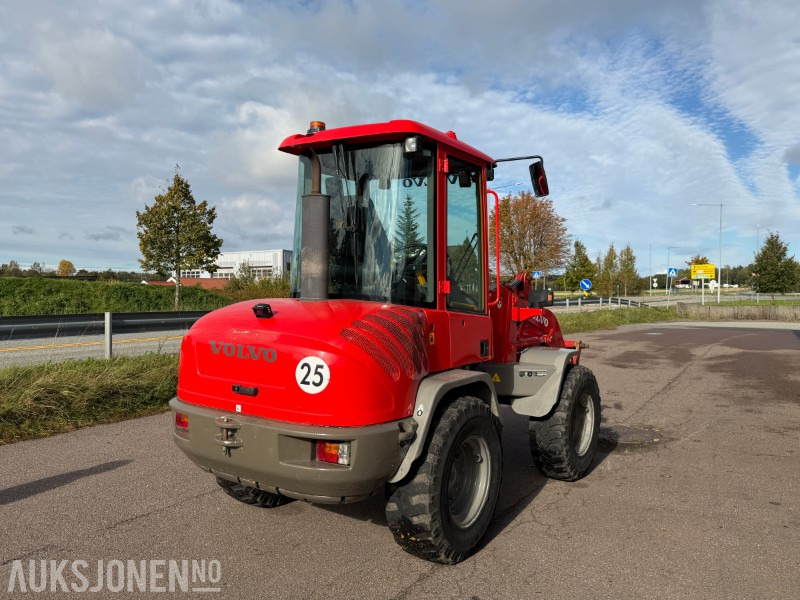 2013 Volvo L30B-Z7X Hjullaster - 6650kg - Ryggekamera - Universalskuff - Pallegafler - Натоварувач на тркала: слика 5 2013 Volvo L30B-Z7X Hjullaster - 6650kg - Ryggekamera - Universalskuff - Pallegafler - Натоварувач на тркала: слика 5