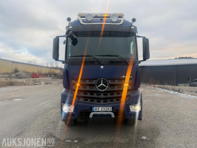 2014 Mercedes-Benz Arocs KROKBIL M/DUMPERKASSE EURO 6 SERVICEHISTORIKK NYLIG EU-GODKJENT 510HK - Камион со кука за подигање: слика 4 2014 Mercedes-Benz Arocs KROKBIL M/DUMPERKASSE EURO 6 SERVICEHISTORIKK NYLIG EU-GODKJENT 510HK - Камион со кука за подигање: слика 4
