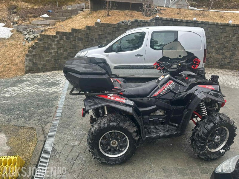 2014 Polaris Scrambler 4x4 - Трактор: слика 3 2014 Polaris Scrambler 4x4 - Трактор: слика 3