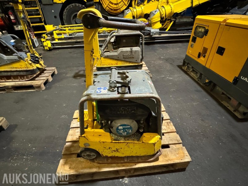 2014 Wacker Neuson DPU 3750 Hets vibroplate - Ваљак: слика 4 2014 Wacker Neuson DPU 3750 Hets vibroplate - Ваљак: слика 4