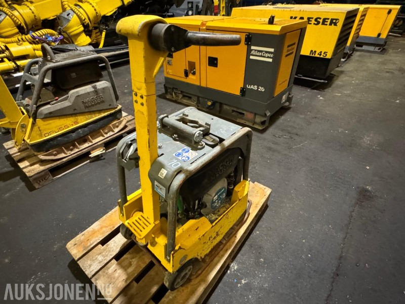 2014 Wacker Neuson DPU 3750 Hets vibroplate - Ваљак: слика 3 2014 Wacker Neuson DPU 3750 Hets vibroplate - Ваљак: слика 3