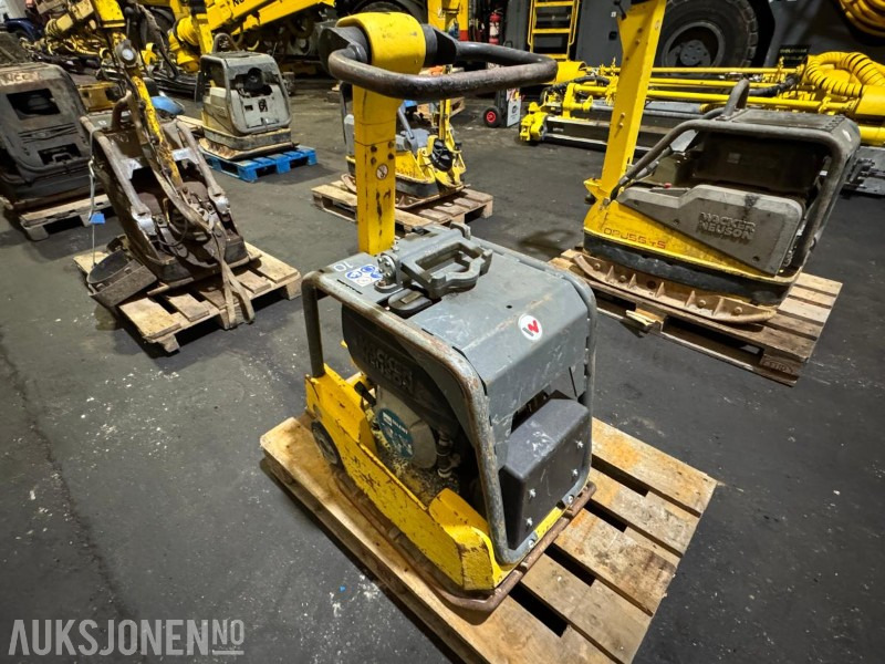 2014 Wacker Neuson DPU 3750 Hets vibroplate - Ваљак: слика 5 2014 Wacker Neuson DPU 3750 Hets vibroplate - Ваљак: слика 5