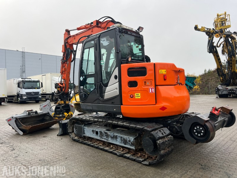 2015 Hitachi ZX-85-US-5 - Rail maskin med mye utstyr! - Багер: слика 3 2015 Hitachi ZX-85-US-5 - Rail maskin med mye utstyr! - Багер: слика 3