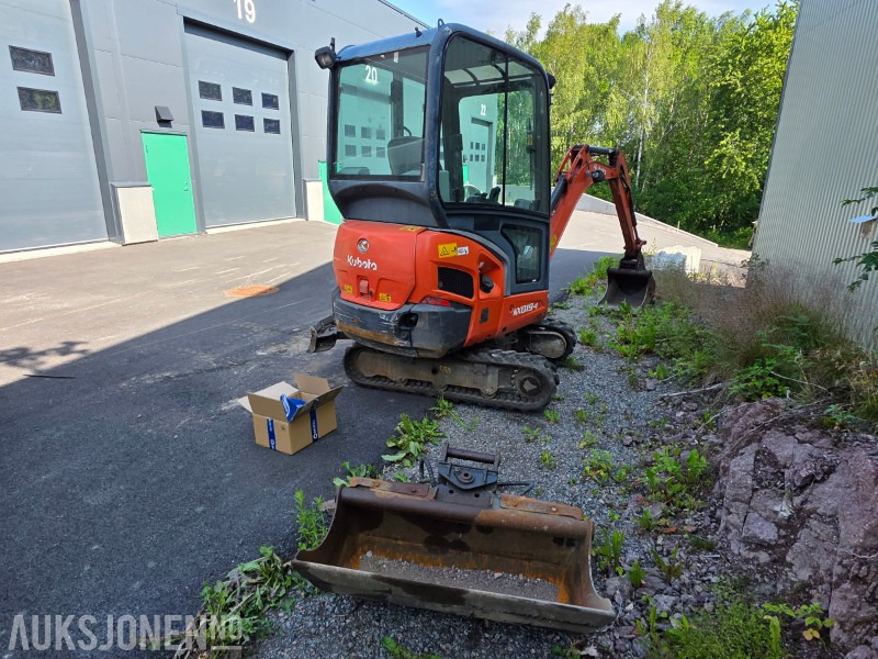 2015 Kubota KX019-4 Minigraver med grave og pusseskuff - Мини багер: слика 5 2015 Kubota KX019-4 Minigraver med grave og pusseskuff - Мини багер: слика 5