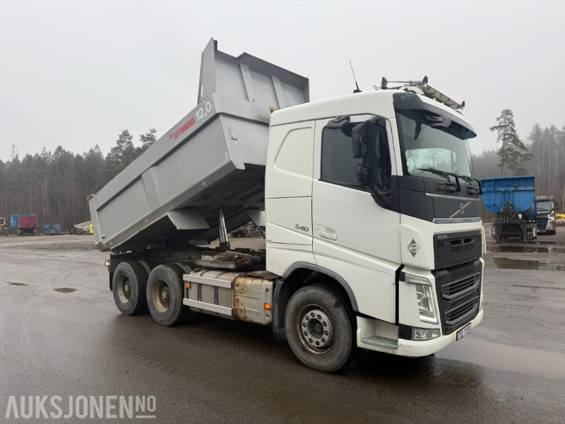 2015 VOLVO FH540 6X4 Euro6 TIPPBIL SERVICEHISTORIKK ZETTERBERG PÅBYGG. - Кипер: слика 2 2015 VOLVO FH540 6X4 Euro6 TIPPBIL SERVICEHISTORIKK ZETTERBERG PÅBYGG. - Кипер: слика 2