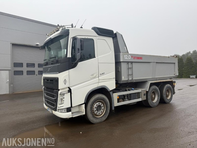 2015 VOLVO FH540 6X4 Euro6 TIPPBIL SERVICEHISTORIKK ZETTERBERG PÅBYGG. - Кипер: слика 3 2015 VOLVO FH540 6X4 Euro6 TIPPBIL SERVICEHISTORIKK ZETTERBERG PÅBYGG. - Кипер: слика 3