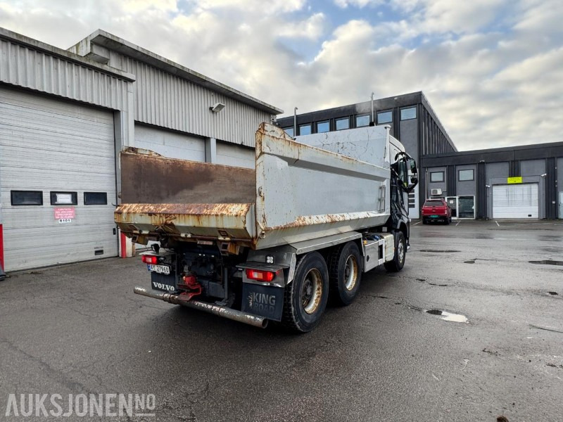 2015 Volvo FH16-660 6X4 Euro6T  Brøyterigget tippbil  – Servicehistorikk– 144 449 km - Кипер: слика 5 2015 Volvo FH16-660 6X4 Euro6T  Brøyterigget tippbil  – Servicehistorikk– 144 449 km - Кипер: слика 5