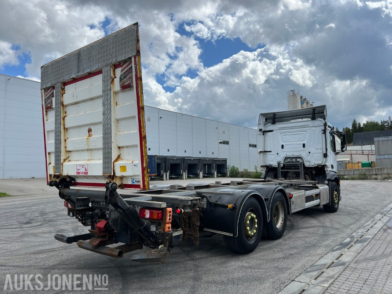 2016 Mercedes-Benz Antos 2545 containerbil med baklem, ryggekamera, hengerfeste, bluetec - Транспортер на контејнер/ Камион со променливо тело: слика 5 2016 Mercedes-Benz Antos 2545 containerbil med baklem, ryggekamera, hengerfeste, bluetec - Транспортер на контејнер/ Камион со променливо тело: слика 5