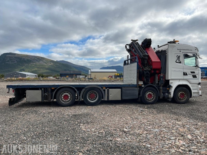 Камион со кран 2016 Scania R-serie 8x2 HMF 85TM kranbil, Komplett karmsett, Kran sertifisert Aug 2025, Eu godkjent til 05.10.2026, klar til nye oppdrag !: слика 8 Камион со кран 2016 Scania R-serie 8x2 HMF 85TM kranbil, Komplett karmsett, Kran sertifisert Aug 2025, Eu godkjent til 05.10.2026, klar til nye oppdrag !: слика 8