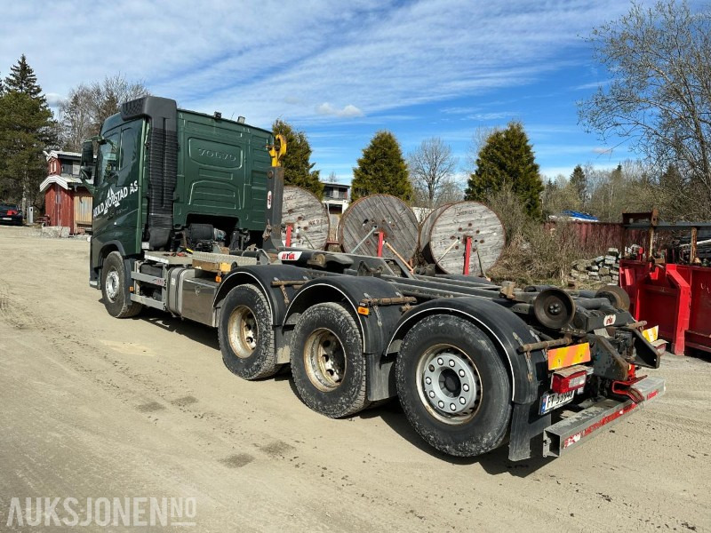 2016 Volvo FH 540 - 8*4 krokbil - Euro 6 - nylig EU godkjent - Камион со кука за подигање: слика 3 2016 Volvo FH 540 - 8*4 krokbil - Euro 6 - nylig EU godkjent - Камион со кука за подигање: слика 3