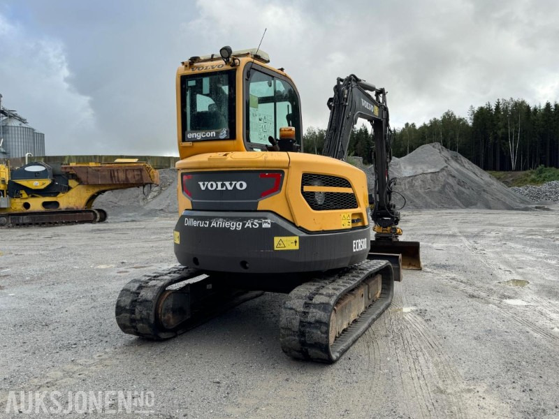 2016 Volvo ecr58d beltegraver 4301t, tiltrotator, pusseskuff,steinskuff - Мини багер: слика 4 2016 Volvo ecr58d beltegraver 4301t, tiltrotator, pusseskuff,steinskuff - Мини багер: слика 4