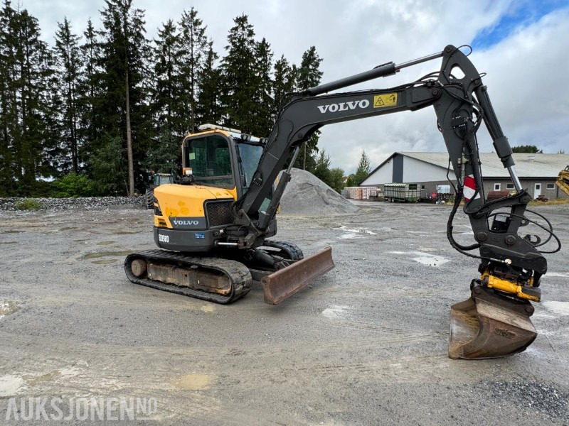 2016 Volvo ecr58d beltegraver 4301t, tiltrotator, pusseskuff,steinskuff - Мини багер: слика 2 2016 Volvo ecr58d beltegraver 4301t, tiltrotator, pusseskuff,steinskuff - Мини багер: слика 2
