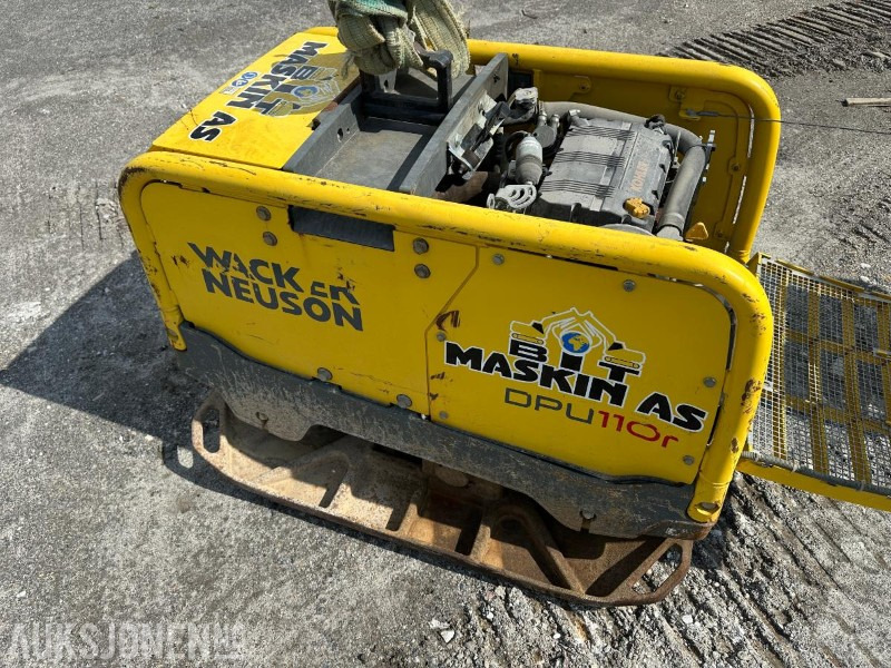 2016 Wacker Neuson DPU110rLem970 - 142 timer - VIBROPLATE - Ваљак: слика 4 2016 Wacker Neuson DPU110rLem970 - 142 timer - VIBROPLATE - Ваљак: слика 4