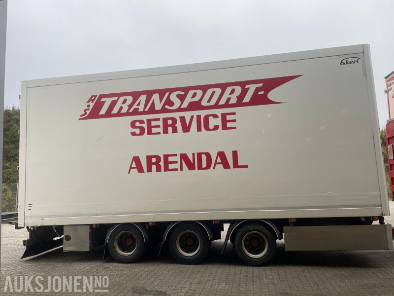 2017 Ekeri Skaphenger 3 akslet m/full sideåpning - Приколка сандучар: слика 4 2017 Ekeri Skaphenger 3 akslet m/full sideåpning - Приколка сандучар: слика 4