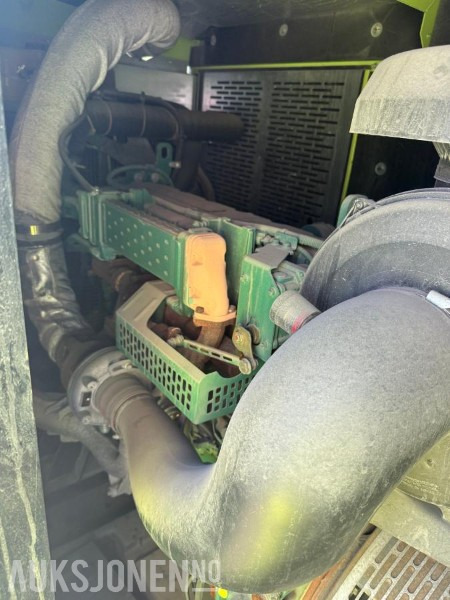 2017 Pramac GSW 280V - Svært lite brukt aggregat på hele 275 KVA, Kun 448 timer - Градежна опрема: слика 4 2017 Pramac GSW 280V - Svært lite brukt aggregat på hele 275 KVA, Kun 448 timer - Градежна опрема: слика 4