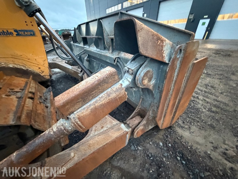 Градежна опрема 2018 Liebherr PR 736 LGP Beltedoser m/ bakripper - Sertifisert: слика 18