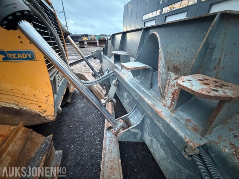 Градежна опрема 2018 Liebherr PR 736 LGP Beltedoser m/ bakripper - Sertifisert: слика 20