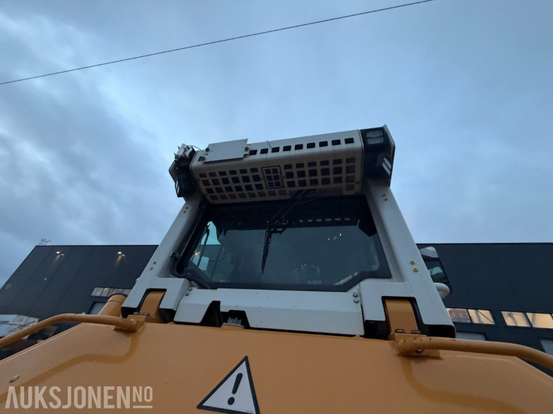 Градежна опрема 2018 Liebherr PR 736 LGP Beltedoser m/ bakripper - Sertifisert: слика 48