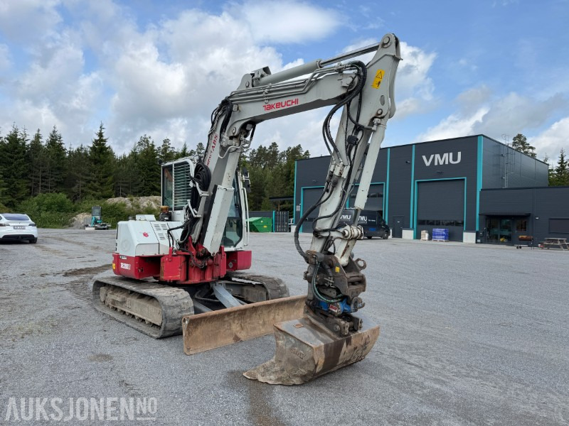 2018 Takeuchi TB280FR – 8,5-tonns gravemaskin med Side-to-Side Boom, tilt, sentralsmøring og 2 skuffer - Багер: слика 4 2018 Takeuchi TB280FR – 8,5-tonns gravemaskin med Side-to-Side Boom, tilt, sentralsmøring og 2 skuffer - Багер: слика 4