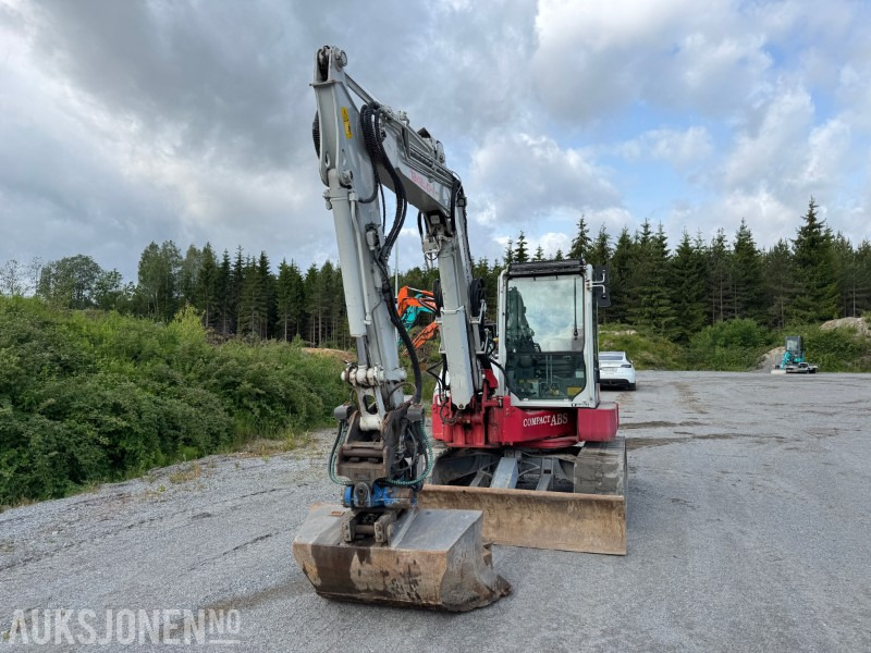 2018 Takeuchi TB280FR – 8,5-tonns gravemaskin med Side-to-Side Boom, tilt, sentralsmøring og 2 skuffer - Багер: слика 3 2018 Takeuchi TB280FR – 8,5-tonns gravemaskin med Side-to-Side Boom, tilt, sentralsmøring og 2 skuffer - Багер: слика 3