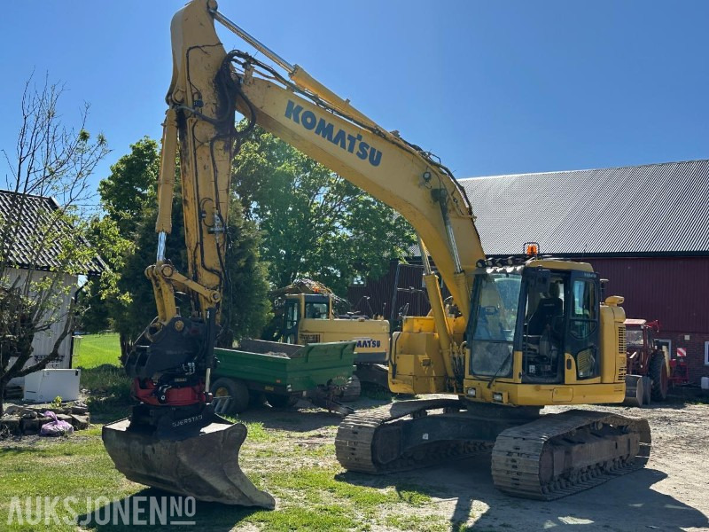 2019 Komatsu PC228USLC-11 - Gravemaskin - Tiltrotator R8 - Topcon GPS - 2skuffer - Sentralsmøring - 4467timer - Багер: слика 1 2019 Komatsu PC228USLC-11 - Gravemaskin - Tiltrotator R8 - Topcon GPS - 2skuffer - Sentralsmøring - 4467timer - Багер: слика 1