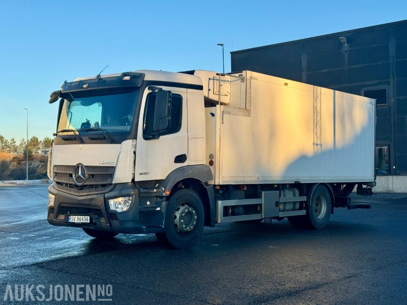2019 Mercedes-Benz Antos 1824 4x2 - Skapbil m/kjøl og lift – Eu-godkjent til 05/26 - Km: 146689 - Камион сандучар: слика 1 2019 Mercedes-Benz Antos 1824 4x2 - Skapbil m/kjøl og lift – Eu-godkjent til 05/26 - Km: 146689 - Камион сандучар: слика 1