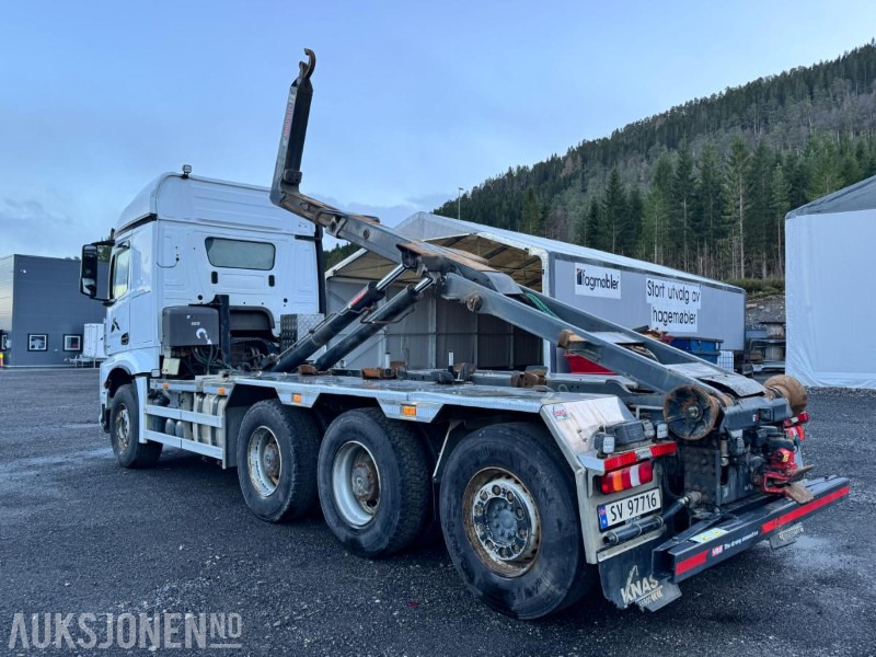 2019 Mercedes-Benz Arocs 3252 Tridem 8x4 Krokbil - Multilift XR22S - Navreduksjon - Hydraulisk underkjøringshinder - EU godkjent - Камион со кука за подигање: слика 5 2019 Mercedes-Benz Arocs 3252 Tridem 8x4 Krokbil - Multilift XR22S - Navreduksjon - Hydraulisk underkjøringshinder - EU godkjent - Камион со кука за подигање: слика 5