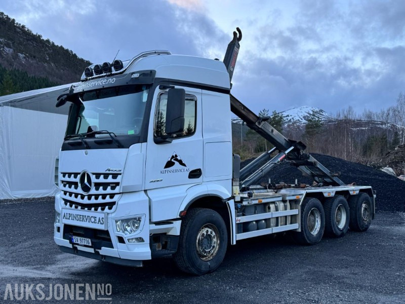 2019 Mercedes-Benz Arocs 3252 Tridem 8x4 Krokbil - Multilift XR22S - Navreduksjon - Hydraulisk underkjøringshinder - EU godkjent - Камион со кука за подигање: слика 1 2019 Mercedes-Benz Arocs 3252 Tridem 8x4 Krokbil - Multilift XR22S - Navreduksjon - Hydraulisk underkjøringshinder - EU godkjent - Камион со кука за подигање: слика 1
