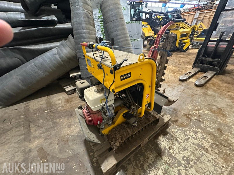 2020 Gabin MAK A-Traction - Beltegående kjedegraver med ståplate - Gått 10 timer - Градежна опрема: слика 2 2020 Gabin MAK A-Traction - Beltegående kjedegraver med ståplate - Gått 10 timer - Градежна опрема: слика 2