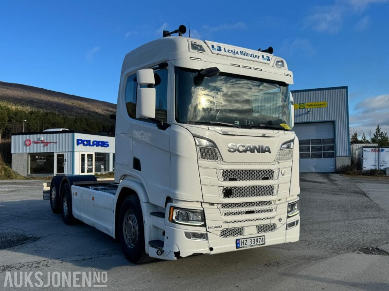 2020 Scania R580 CHASSIS, V8, EURO 6, SVING AKSEL 3, DIESELVARMER, - Камион со кабинска шасија: слика 3 2020 Scania R580 CHASSIS, V8, EURO 6, SVING AKSEL 3, DIESELVARMER, - Камион со кабинска шасија: слика 3