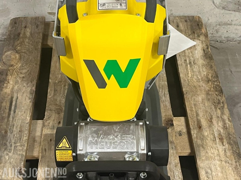 2022 Wacker Neuson vibroplate - Aps1030e - Ваљак: слика 5 2022 Wacker Neuson vibroplate - Aps1030e - Ваљак: слика 5