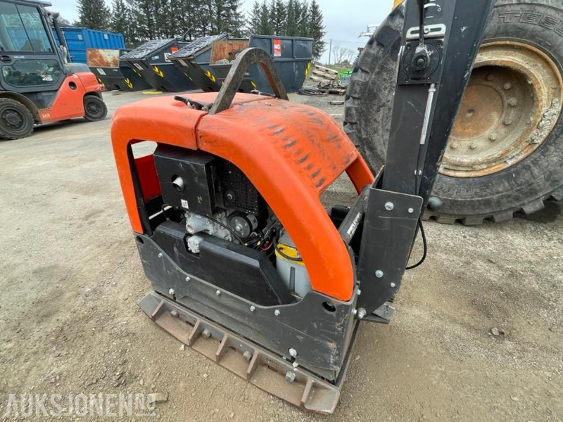 2023 Husqvarna LG 504 Vibroplate - Diesel - 470 kg. - 54 timer. - Ваљак: слика 2 2023 Husqvarna LG 504 Vibroplate - Diesel - 470 kg. - 54 timer. - Ваљак: слика 2