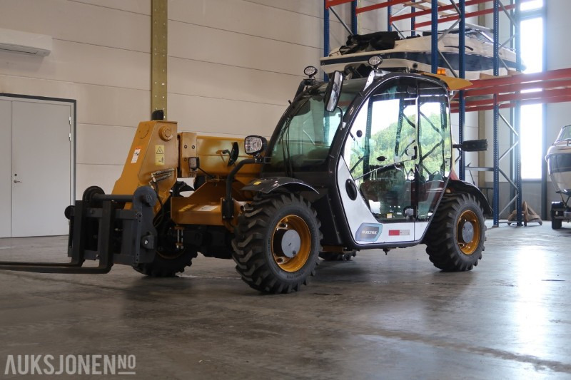 2023 XCMG XC6-2506E Elektrisk teleskoptruck - Skuff - Gafler - Lader, Kun 13 Timer - Телескопски ракувач: слика 2 2023 XCMG XC6-2506E Elektrisk teleskoptruck - Skuff - Gafler - Lader, Kun 13 Timer - Телескопски ракувач: слика 2