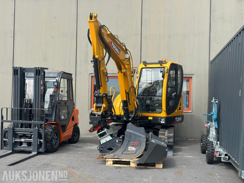 Мини багер 2023 Yuchai YC60-9 6 tonns graver - tiltrotator, graveskuff, pusseskuff og klype. 20 TIMER!: слика 1