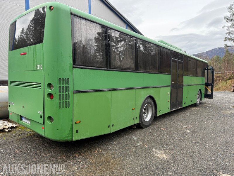 2006 Volvo B12B 4X2 - Campingbuss - Festivalbuss - Handicapheis - Solcelleanlegg - Автобус: слика 4 2006 Volvo B12B 4X2 - Campingbuss - Festivalbuss - Handicapheis - Solcelleanlegg - Автобус: слика 4