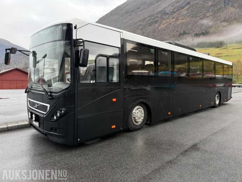 2013 Volvo 8900 B7R - Автобус: слика 1 2013 Volvo 8900 B7R - Автобус: слика 1
