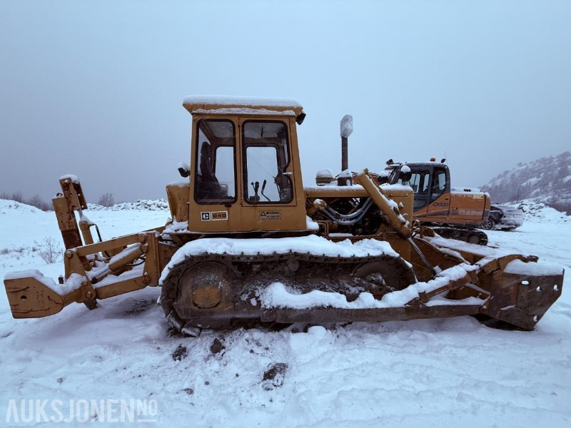 Cat D4 -10 tonn Bulldoser / doser - Rep.Objekt - Градежна опрема: слика 4 Cat D4 -10 tonn Bulldoser / doser - Rep.Objekt - Градежна опрема: слика 4