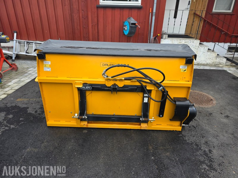 Dalen 2034-U sandstrøer - Hydraulisk - 2 meter strøbredde - 1300 liter - Градежна опрема: слика 4 Dalen 2034-U sandstrøer - Hydraulisk - 2 meter strøbredde - 1300 liter - Градежна опрема: слика 4