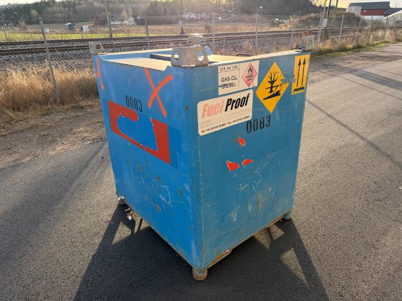 Dieseltank 1000L med pumpe – Fuel Proof CUBE - Градежна опрема: слика 3 Dieseltank 1000L med pumpe – Fuel Proof CUBE - Градежна опрема: слика 3