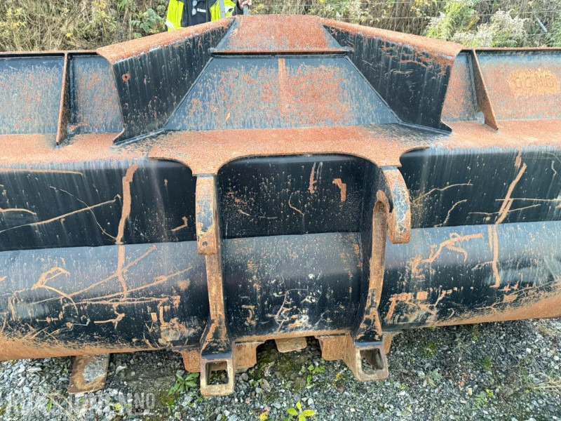 1900 Skuffe m/Cat kopling - Додаток за Градежна машина: слика 2 1900 Skuffe m/Cat kopling - Додаток за Градежна машина: слика 2