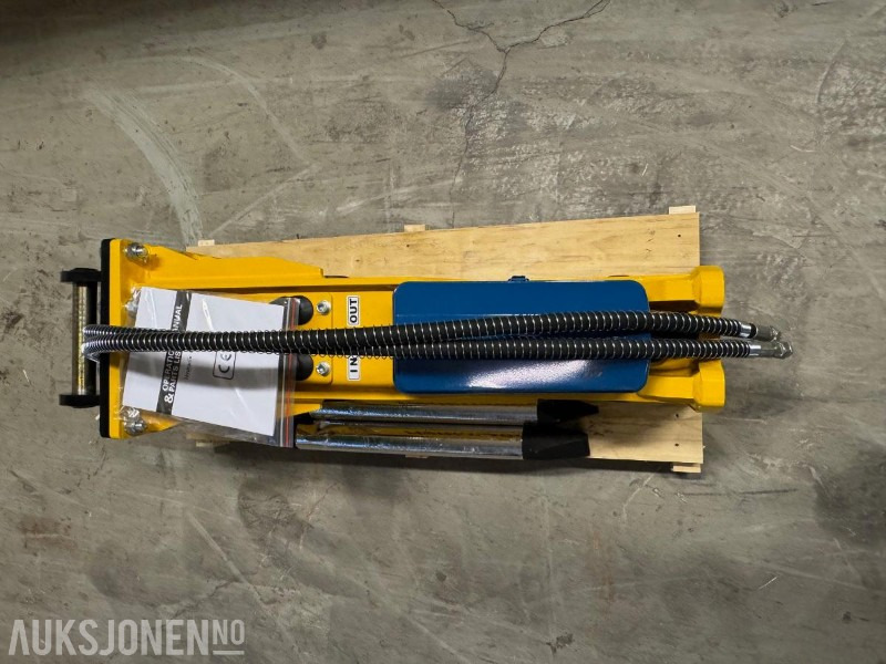 NY HENIMA PIGGHAMMER TIL 4-7 TONNS GRAVEMASKIN S40 M/GARANTI - Друга машина: слика 4 NY HENIMA PIGGHAMMER TIL 4-7 TONNS GRAVEMASKIN S40 M/GARANTI - Друга машина: слика 4