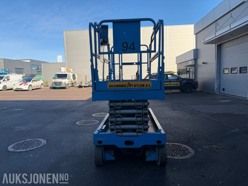 Genie GS3246 sakselift / 12 meter arbeidshøyde - Дигачка платформа: слика 4 Genie GS3246 sakselift / 12 meter arbeidshøyde - Дигачка платформа: слика 4