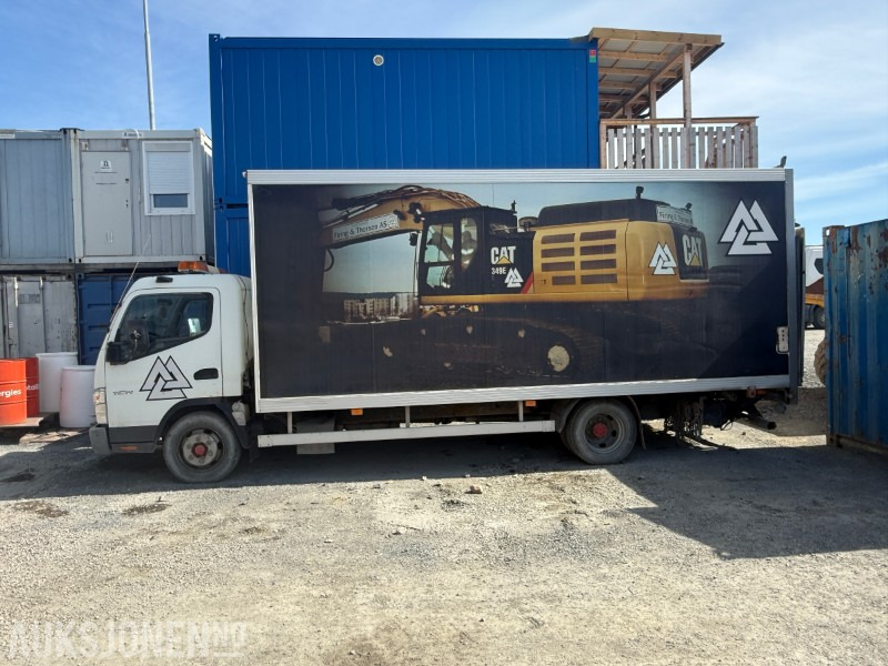 2006 Fuso Canter 7C14 Servicebil - REP-objekt - Bakløft - 260696 km - Камион: слика 2 2006 Fuso Canter 7C14 Servicebil - REP-objekt - Bakløft - 260696 km - Камион: слика 2